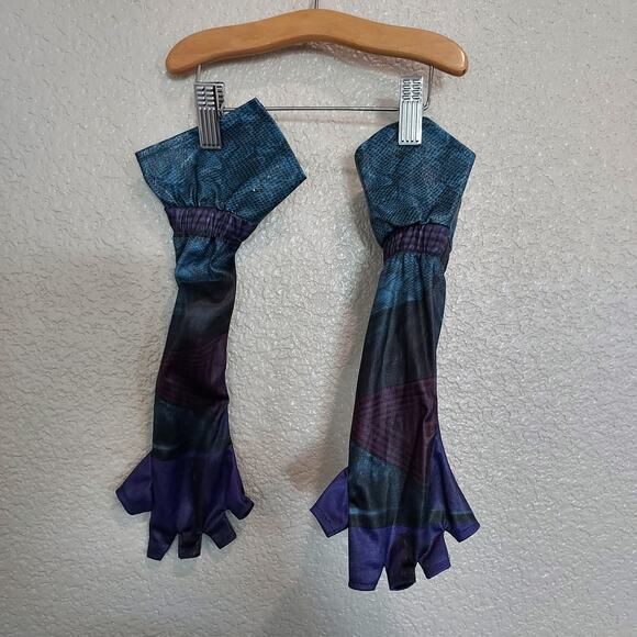 Disney's Descendants 2 MAL Costume Size 5/6 - Picture 12 of 12